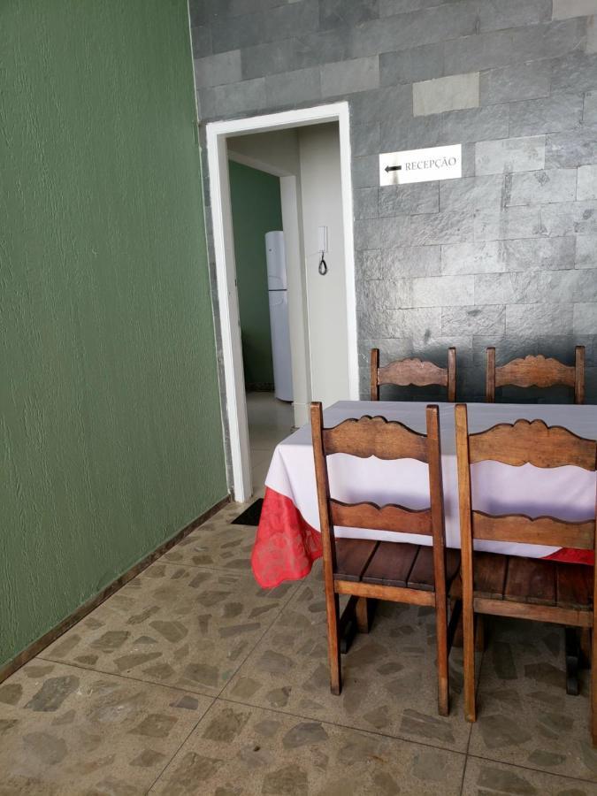 Espaco Inteiro Para 08 Pessoas Proximo A Area Hospitalar Em Bh 贝洛哈里桑塔 外观 照片