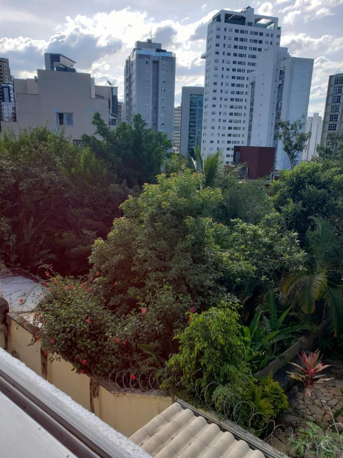 Espaco Inteiro Para 08 Pessoas Proximo A Area Hospitalar Em Bh 贝洛哈里桑塔 外观 照片